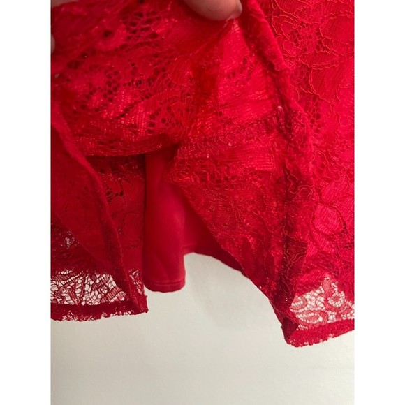 Express Size 4 Fit & Flare Lace Cocktail Mini Dress Red V-Neck Sleeveless NWT - Picture 6 of 12